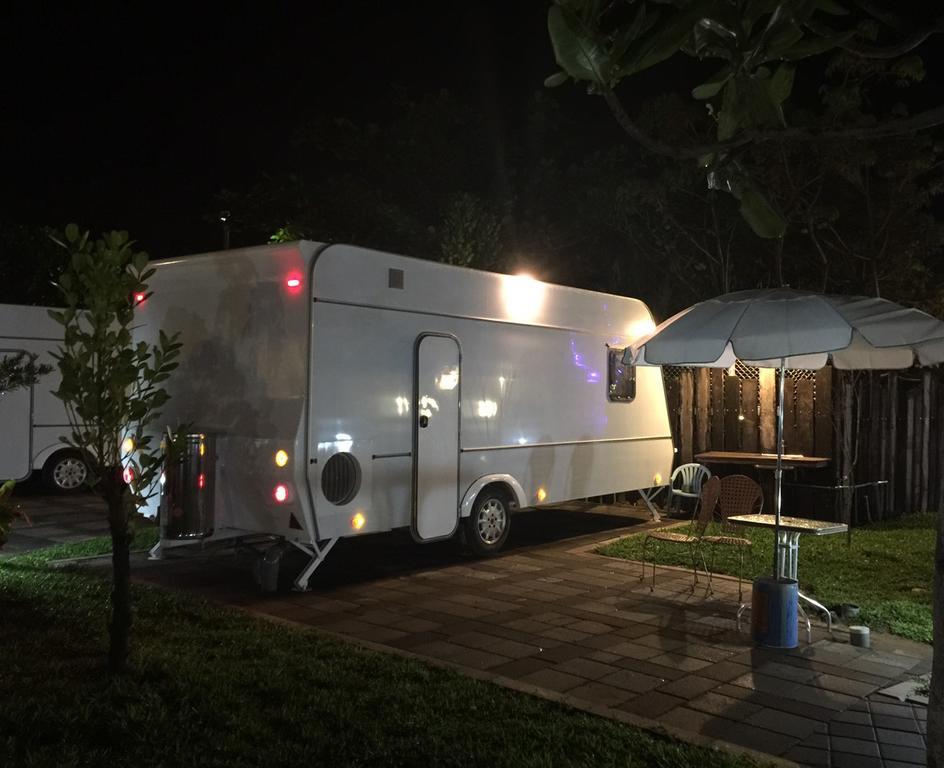 Kenting Houbihu Camping Car B&B Longshui Exterior foto