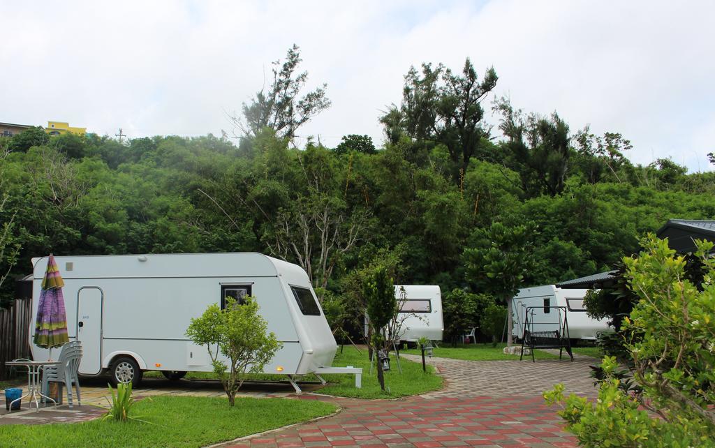 Kenting Houbihu Camping Car B&B Longshui Exterior foto