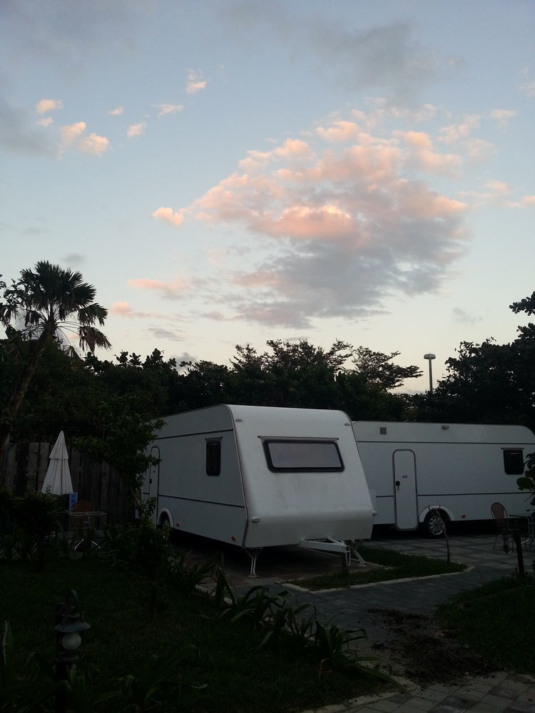 Kenting Houbihu Camping Car B&B Longshui Exterior foto